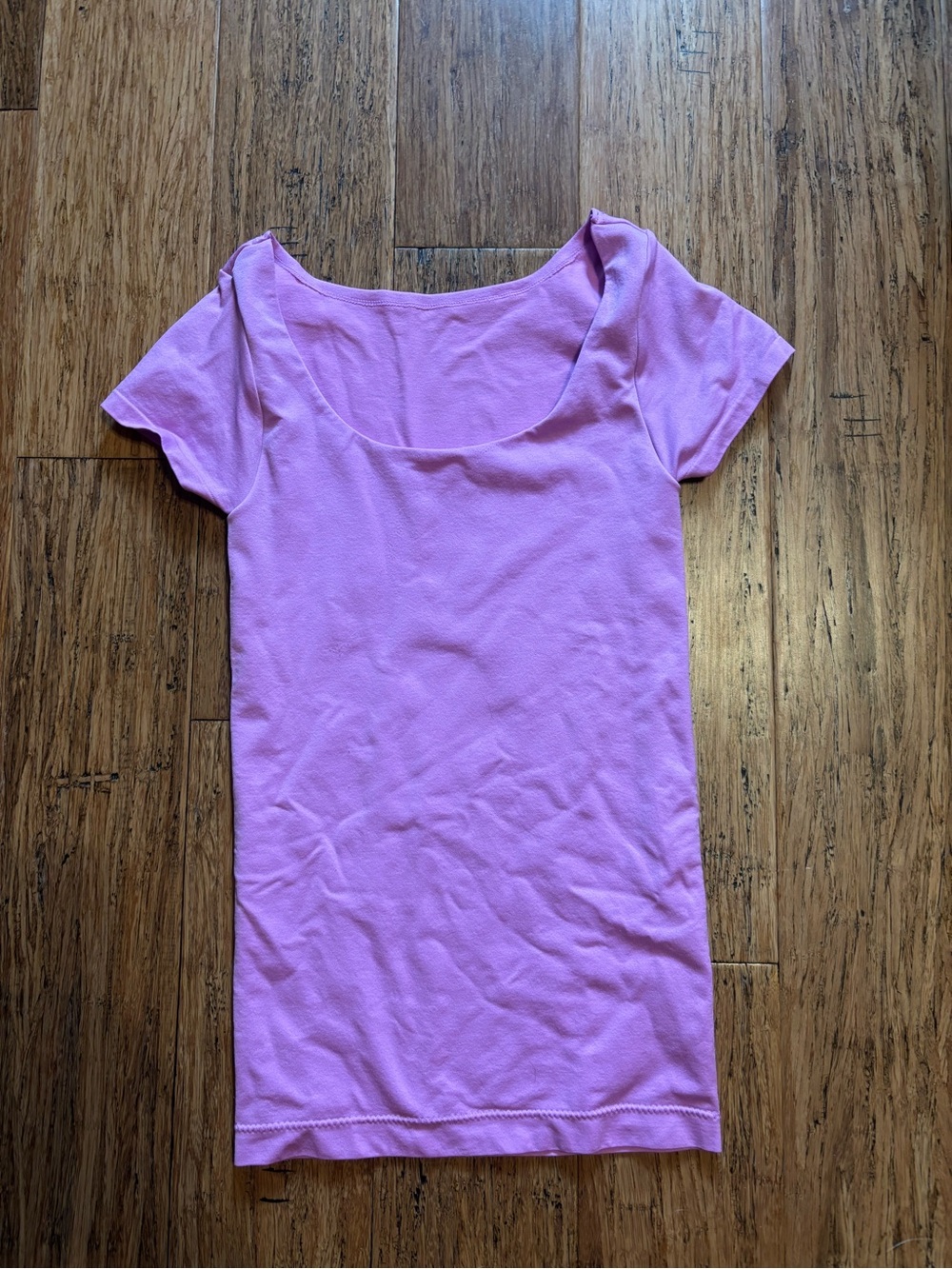 Women’s Reversible Scoop Neck Short Sleeve Top - Lavender
